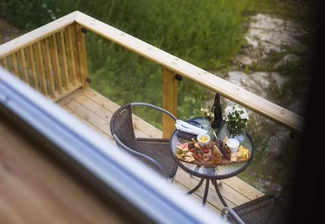 Stokke Gard Burglamping キャンプ場 *